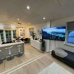 Villa Naturperle Midt I Skoven, Ved So Og Eng