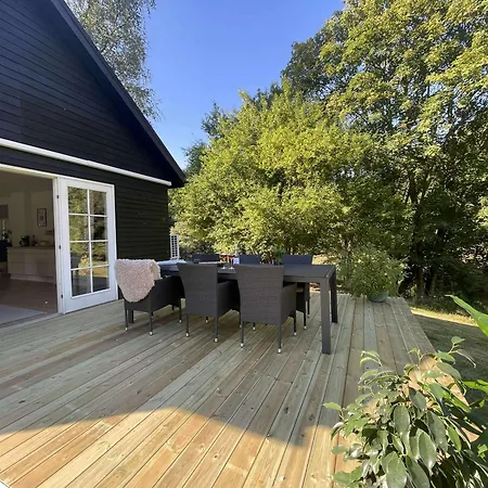 וילה Naturperle Midt I Skoven, Ved So Og Eng