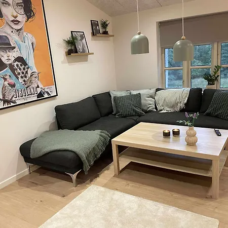 Villa Naturperle Midt I Skoven, Ved So Og Eng *