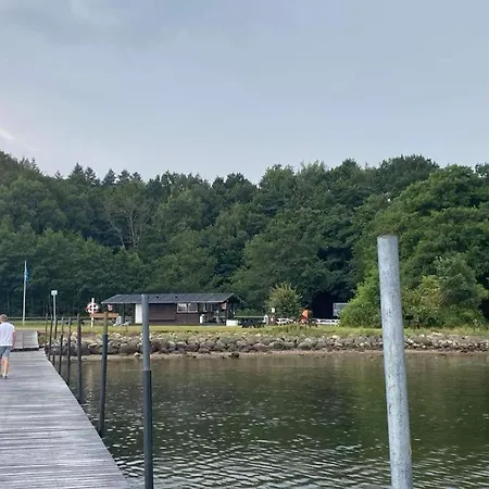 Villa Naturperle Midt I Skoven, Ved So Og Eng Vejle