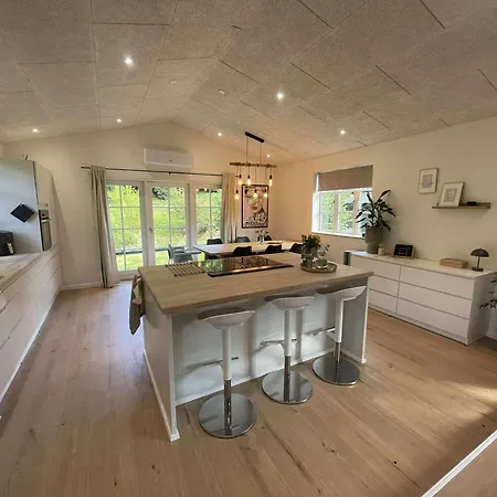 Naturperle Midt I Skoven, Ved So Og Eng Villa Vejle
