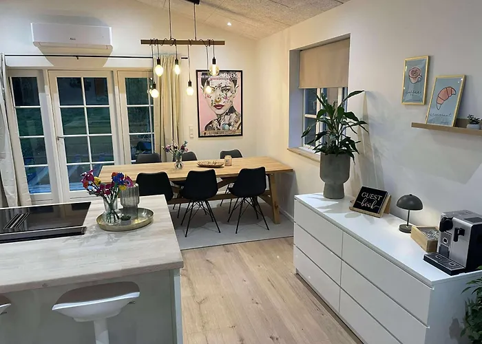 Villa Naturperle Midt I Skoven, Ved So Og Eng