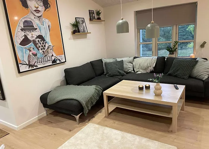 Villa Naturperle Midt I Skoven, Ved So Og Eng *